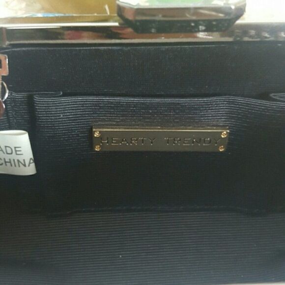 Hearty  Trendy Clutch  color white and blue - Picture 4 of 4